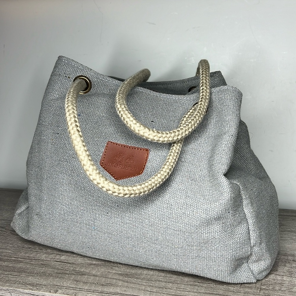Like new jingpinplju bag toteGrey Canvas